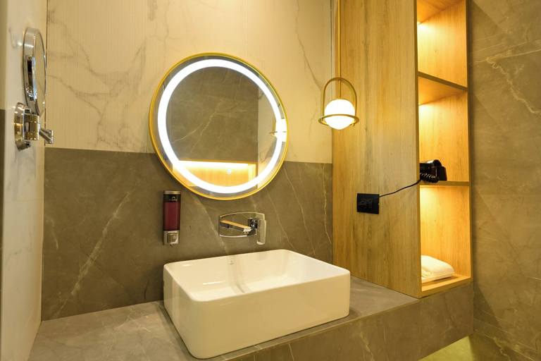Bathroom, HOTEL THE PARK GATE, Sahibzada Ajit Singh Nagar