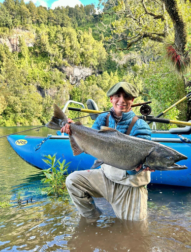 Fishing 2, Entre Rios Lodge, Ranco