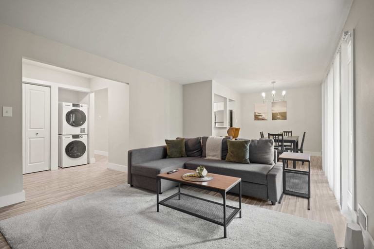 Room 3, Relaxing 2BR 2BA Unit in the City, Oakland