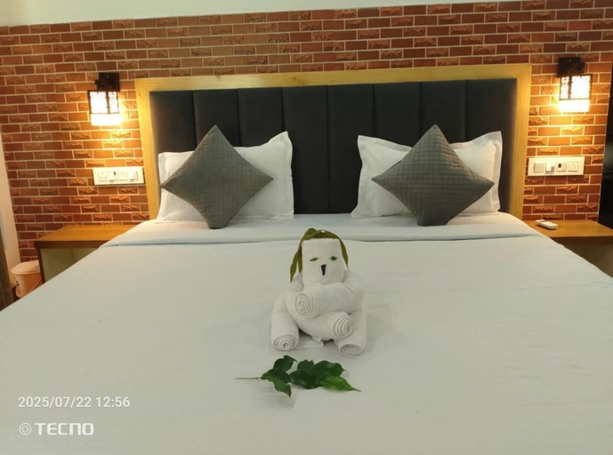 Room 5, Red Roof Inn, Nainital
