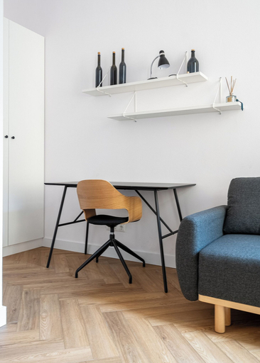 Room 3, RentPlanet - Apartamenty Rewolucji 1905, Łódź
