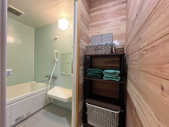Bathroom 3, hitahostel, Hita