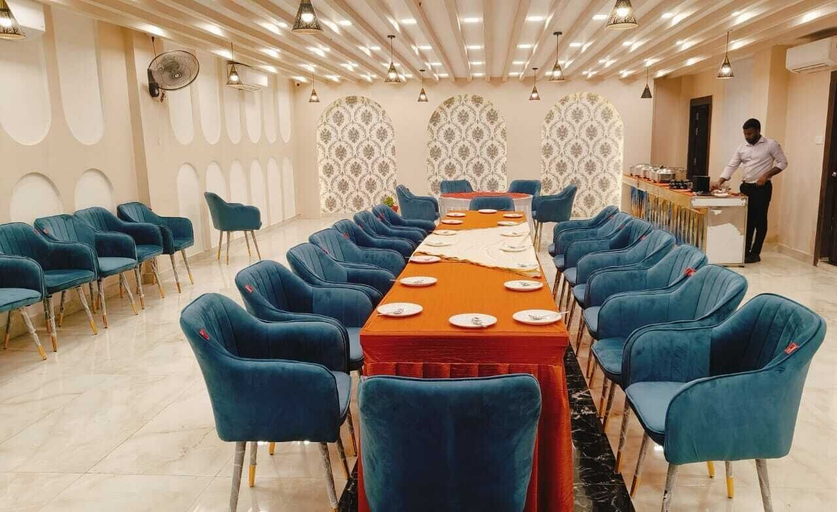 Restaurant 3, Hotel Kings Paradise & Banquet, Lucknow