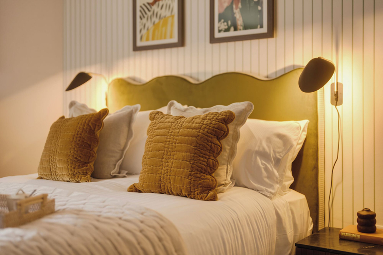 Room 2, Hotwells Your Apartment, North Somerset