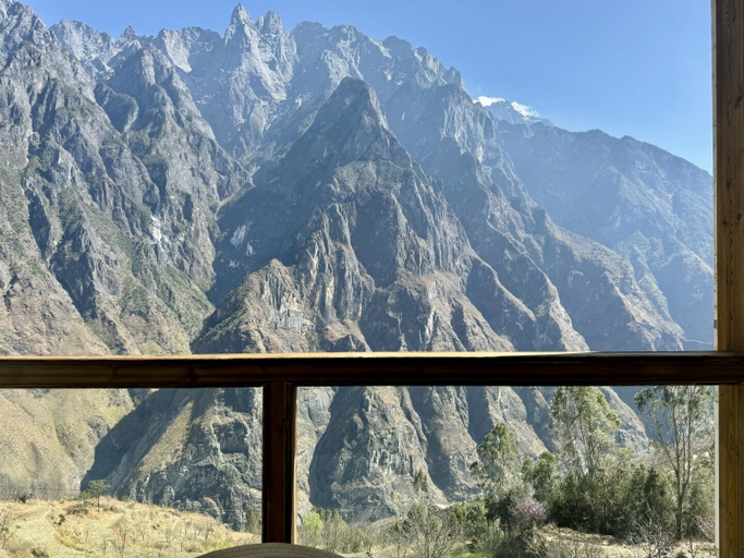 View from room 2, Tiger Leaping Half Way Guest House, Dêqên Tibetan