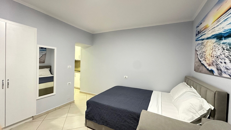 Bedroom 2, Bebi Guest House, Sarandës