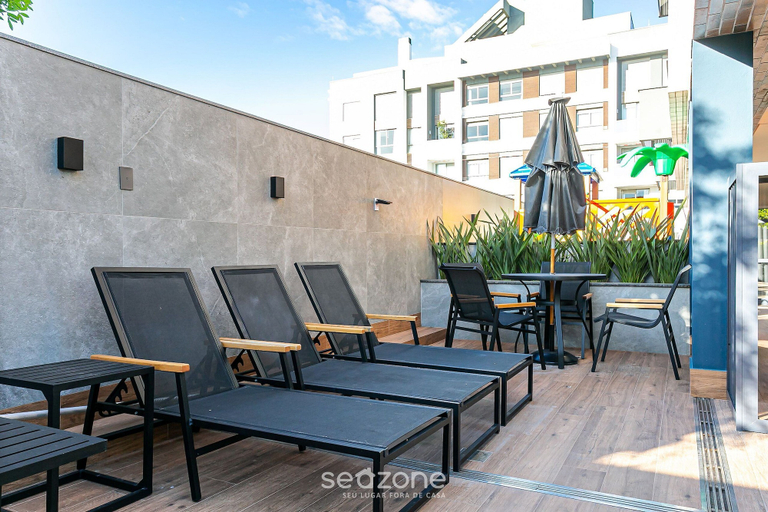 Outdoor dining 3, Ap a Cond. w/ Pool and Gym, 350m the Beach Jpr212, Florianopolis