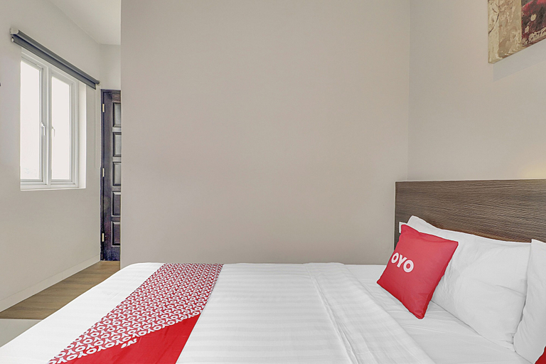 Room 2, Capital O 94727 Regia Cihampelas Ciwalk, Bandung