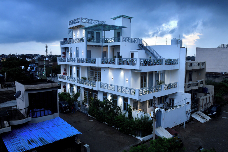 Primary image, Inara House, Agra