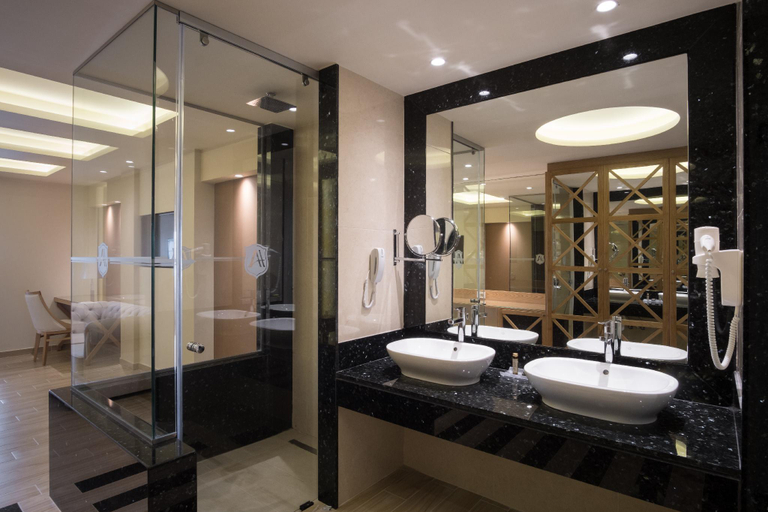 Bathroom 4, Avalon Hotel, Ionian Islands