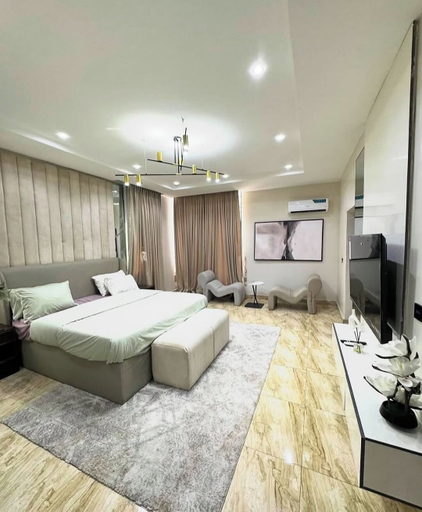 Room 5, Century Luxe Shortlets, AbujaMun