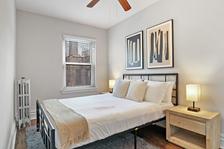Room 5, Lively 1BR - Kenwood 408, Cook