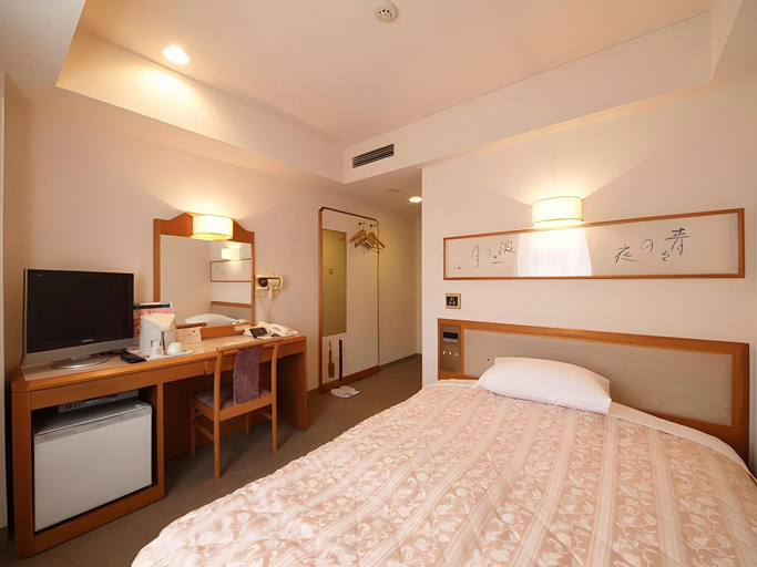 Bedroom 2, Hotel Crown Hills Niigata, Niigata