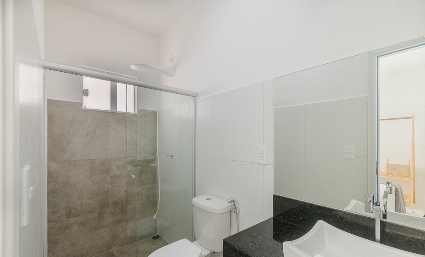 Bathroom 2, 4-bedroom Apart in Condominium With Pool Vif0104, Porto Seguro