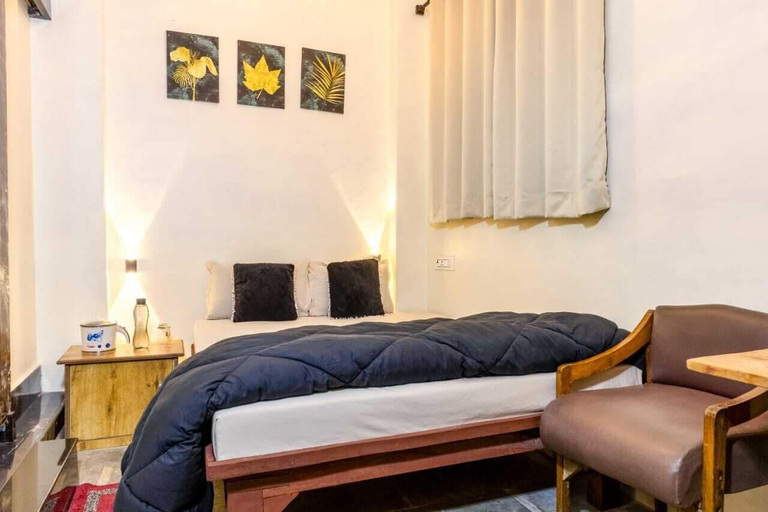 Room 5, S.S.Homestay, Varanasi