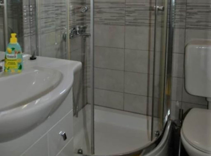 Bathroom 2, Apartments K Supetar, Supetar