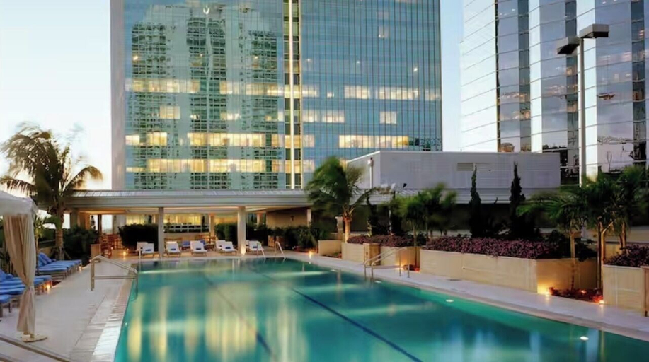 Pool 5, Brickell Arch Sea View Balcony Free Parking by Palermo Home Miami, Miami-Dade