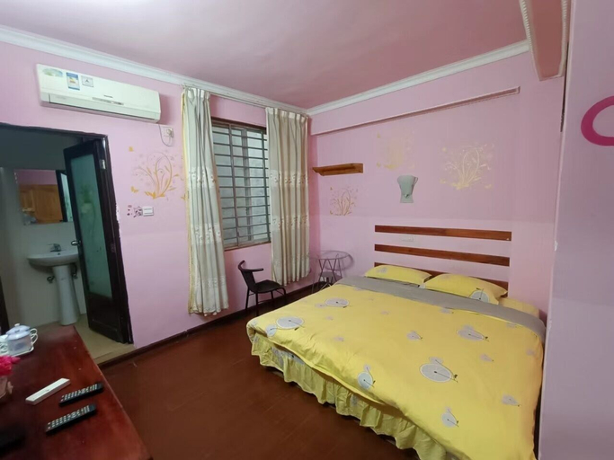 Room 2, Drunken Beauty hotel, Guilin