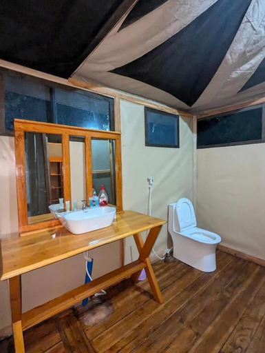 Others 4, Double G Safaris and Camp Mikumi, Kilosa