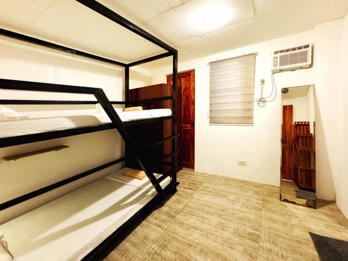 Bedroom 2, Daily Sweet Hostel, Moalboal