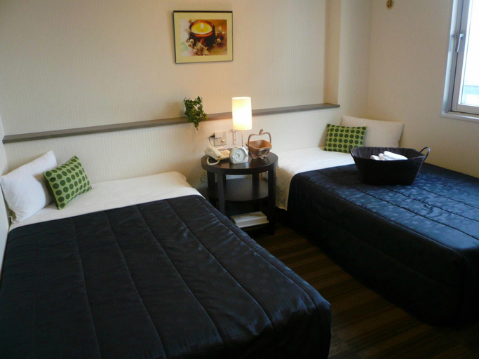 Bedroom 2, SagaCity Hotel, Saga