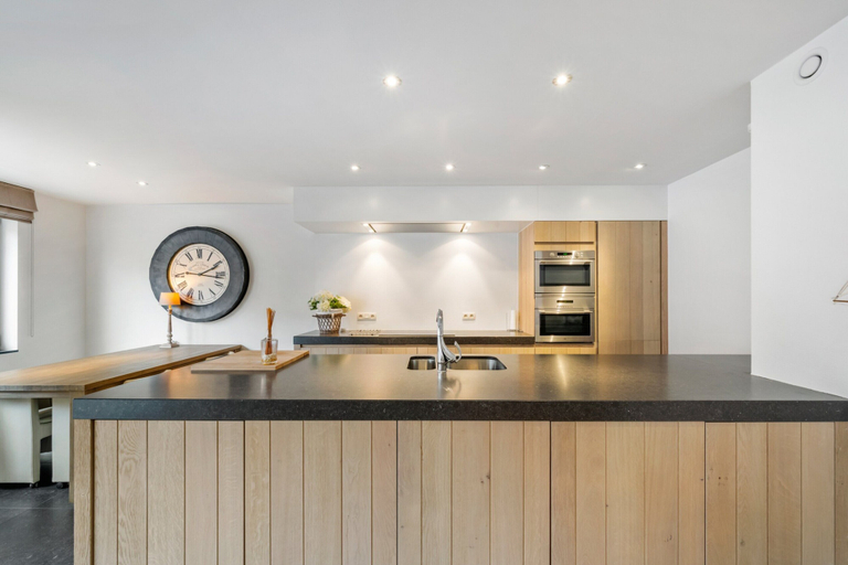Private kitchen, Luxury 4-bedroom Apartment With Large Terrace, West-Vlaanderen