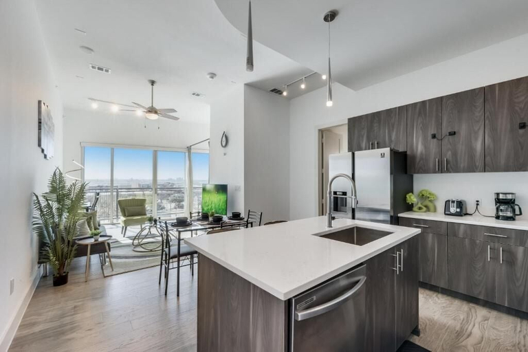 Private kitchen 5, Modern Cityviews I Gym I Free Parking, Dallas