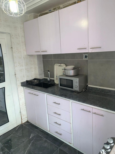 Private kitchen 3, Residence Hotellière Elvira's Home, Wouri