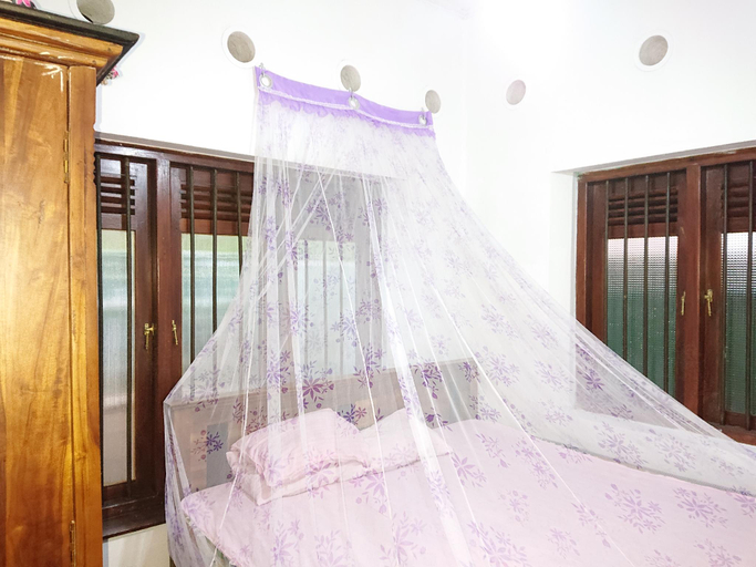 Bedroom 2, More Attractive wonderful 1950 mid-century home with another newly built house, Habaraduwa