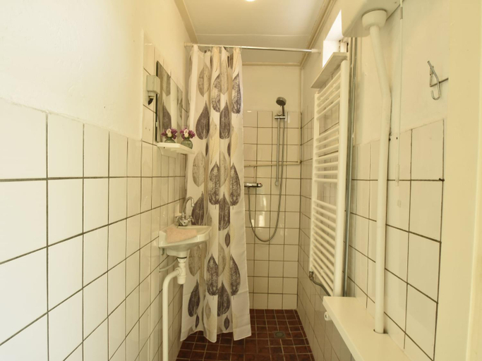Bathroom 3, Apartment in Callantsoog near North Holland Coast, Zijpe