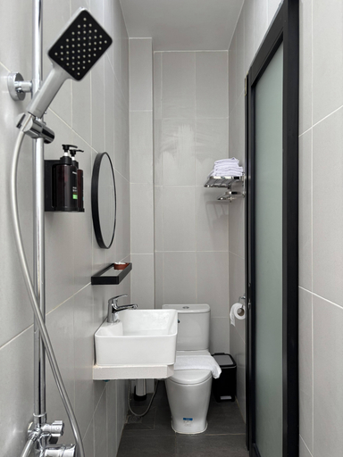 Bathroom 5, Mai House Jogja, Bantul