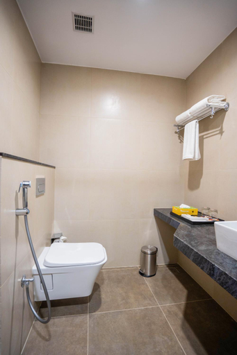 Bathroom 4, Kenilworth, Visakhapatnam