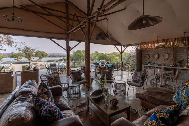 Food & Drinks 5, Camp Nkwazi, Livingstone
