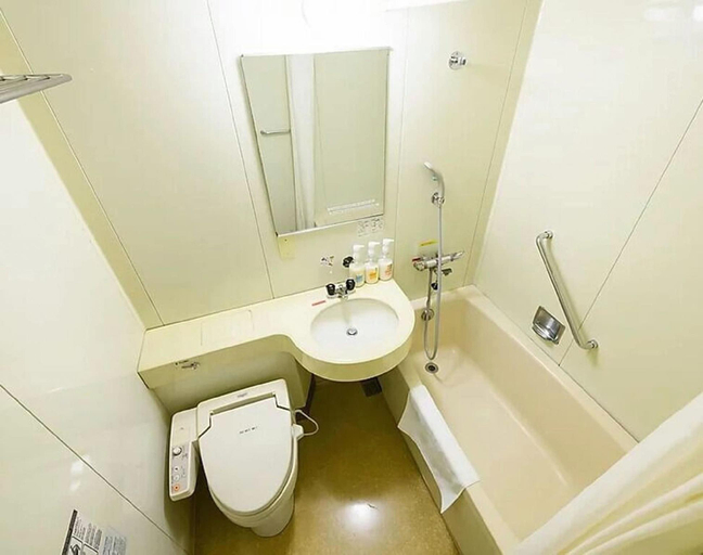 Bathroom 3, Nara Visitor Center and Inn, Nara