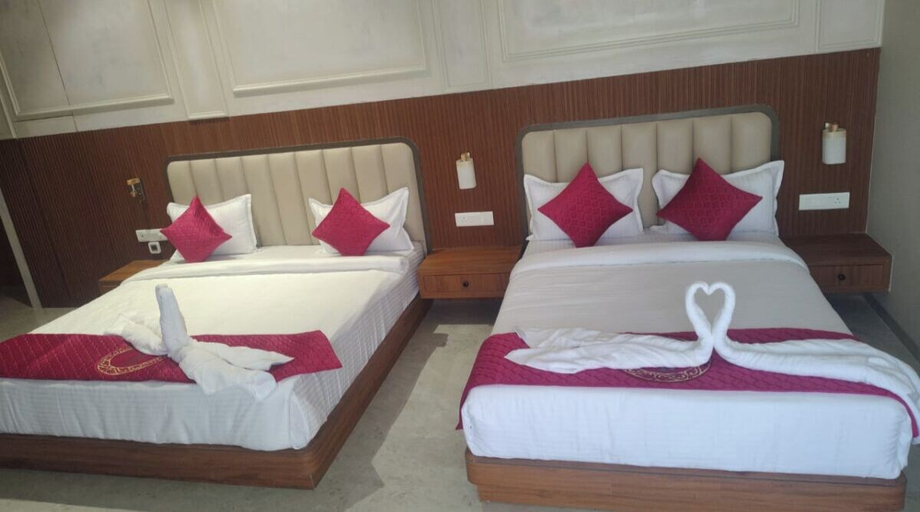 Room 5, Hotel Tanishka INN, Mathura