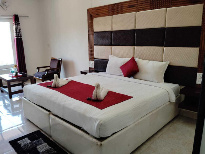 Room 4, Hotel New Rajdarshan, Kodagu