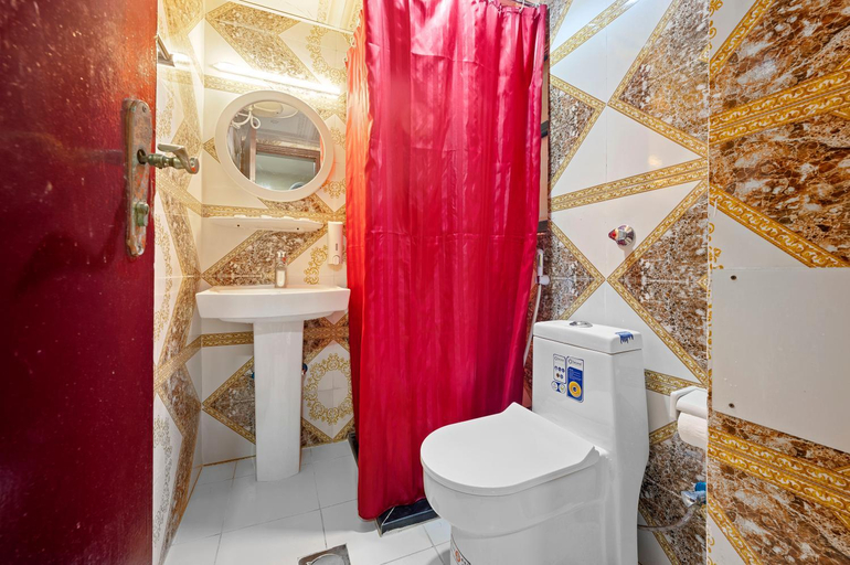 Bathroom 3, Homa Hotel, Dubai