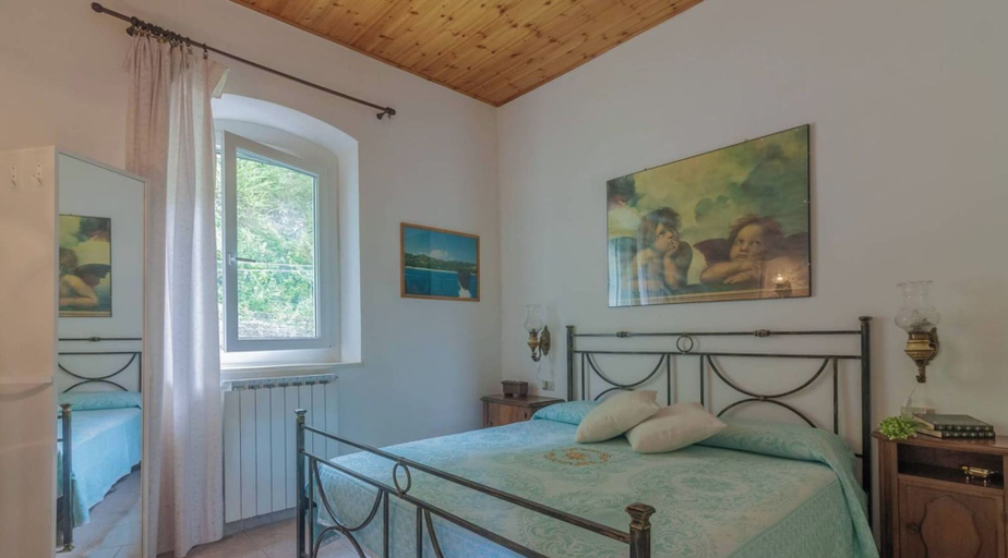 Room 3, Varenna Wonders, Lecco