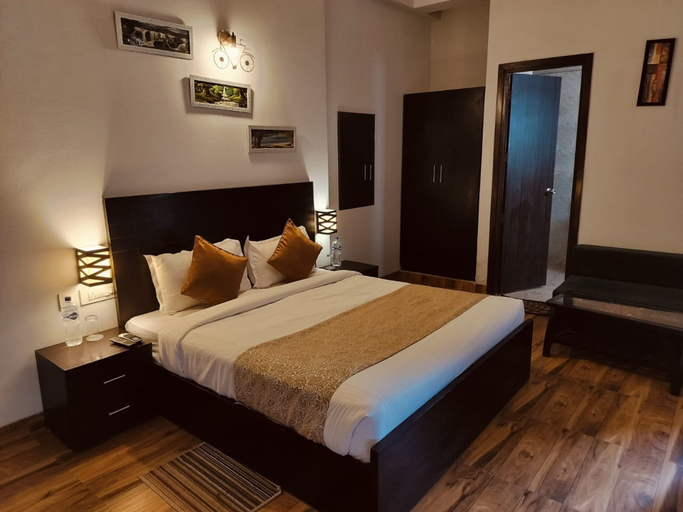 Room 3, Hotel Citrine Suites and Resorts, Mathura