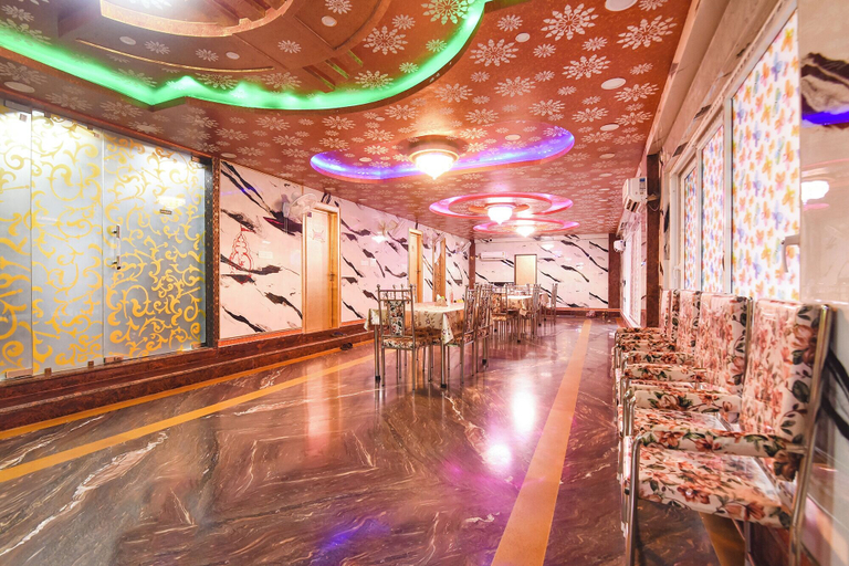 Restaurant 5, Fabhotel Rahi Crown, North 24 Parganas