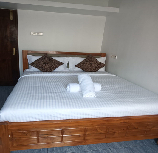Room 3, Golden Home Stay, Viluppuram