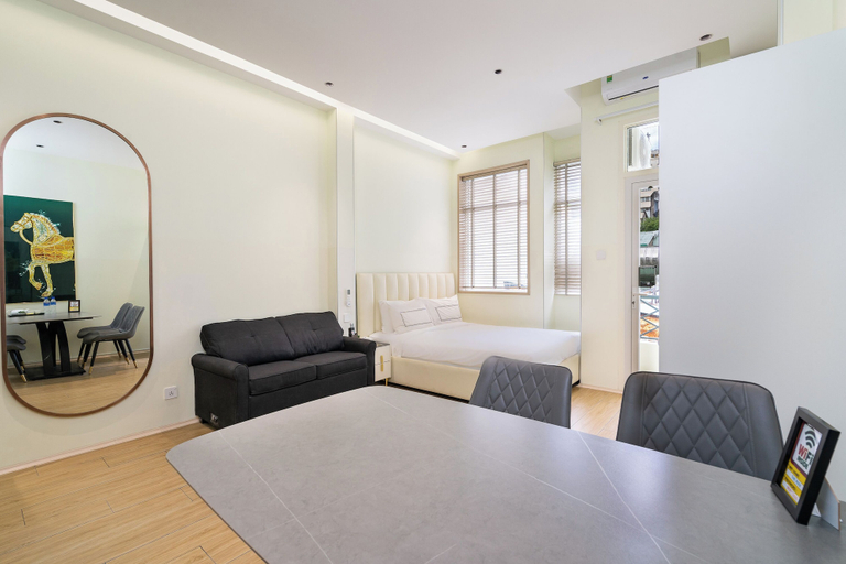 Room 4, The Rixx Saigon Central - Next to Ben Thanh Market, District 1