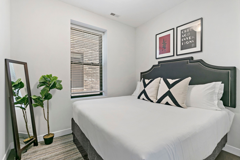 Room 1, 3BR Complete and Spacious - Div 301 rep, Cook