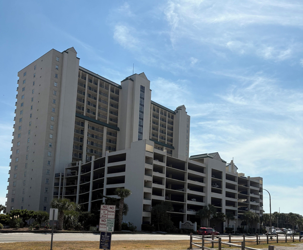 Primary image, Picture Perfect- Oceanfront Condo, Horry