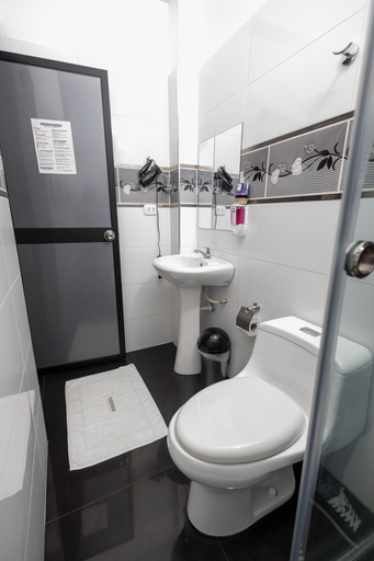 Bathroom 4, SONQU TARAPOTO HOTEL, San Martín