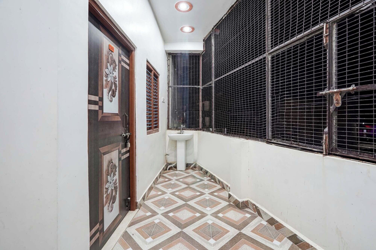 Lobby 5, Fabhotel Ramendra Palace, Faizabad