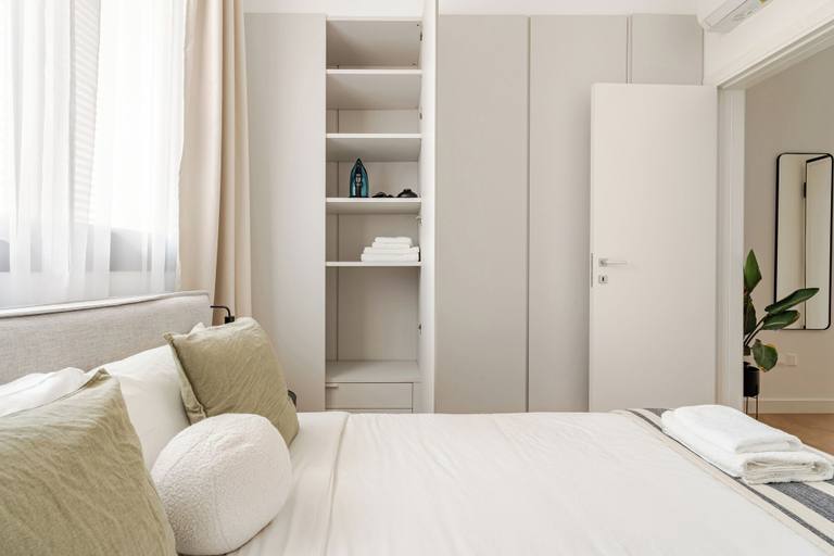 Room 5, Yamas Urban Living Sequoia Residence