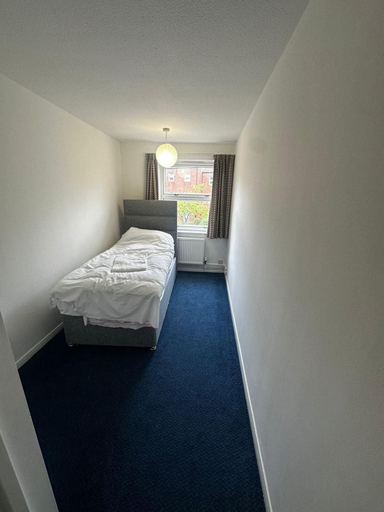 Room 4, 262 Apartments, Leeds