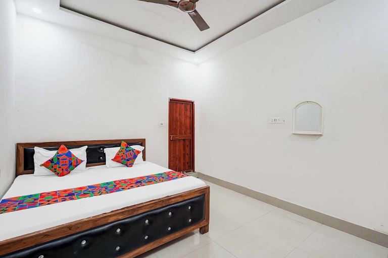 Room 4, Fabhotel Ramendra Palace, Faizabad