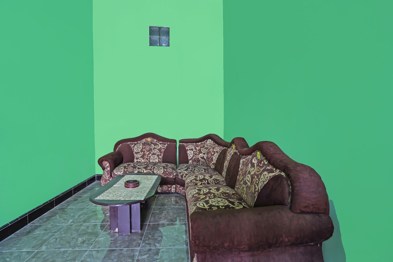 Lobby sitting area 2, SPOT ON 92475 Rc Homestay Syariah, Banyuwangi
